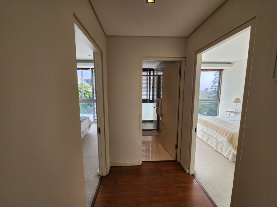 To Let 3 Bedroom Property for Rent in Green Point Western Cape